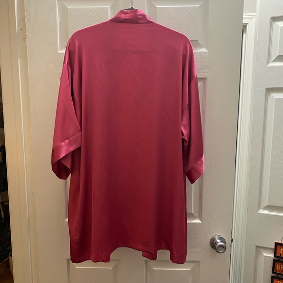 NWT Victoria’s Secret Angels Robe Size M/L - Picture 11 of 11